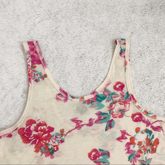 3 for $28🌼 American Eagle Floral Flowy Tank Top - Picture 7 of 7
